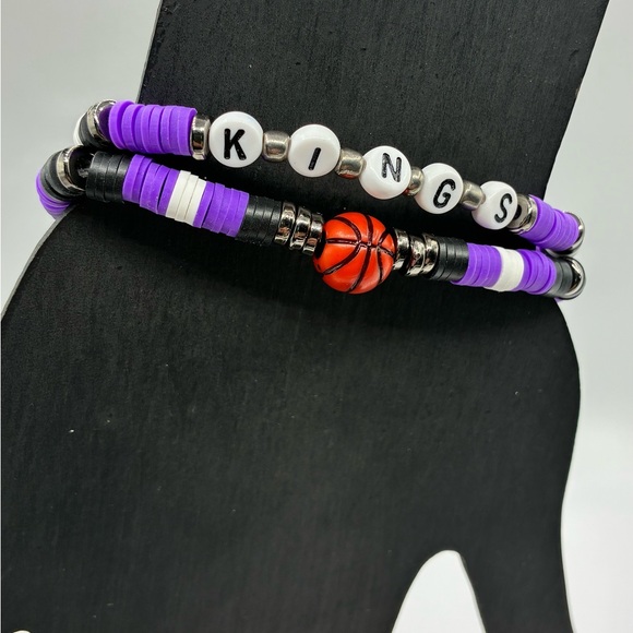 Kings Beaded Bracelet Set - Picture 2 of 3
